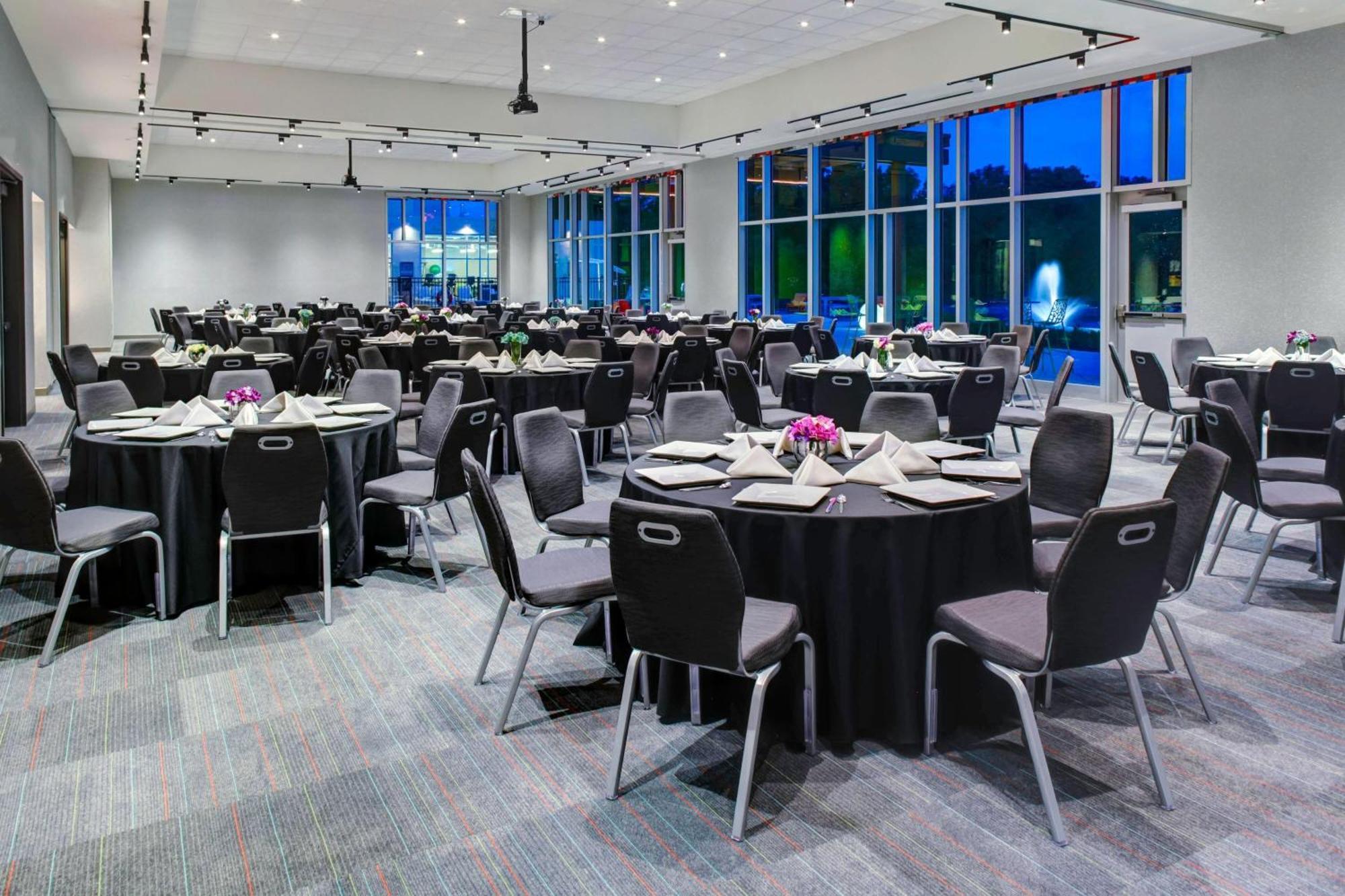 Hotel Aloft