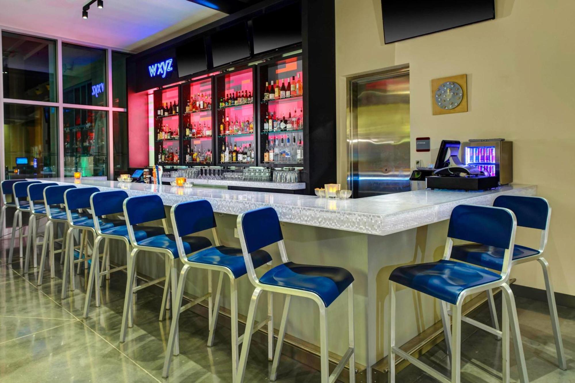 Aloft 3* Wichita