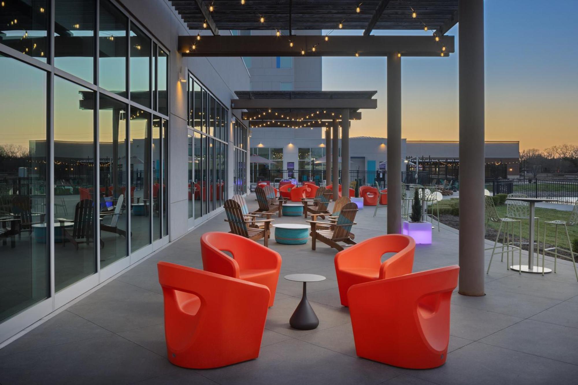 Aloft 3* Wichita