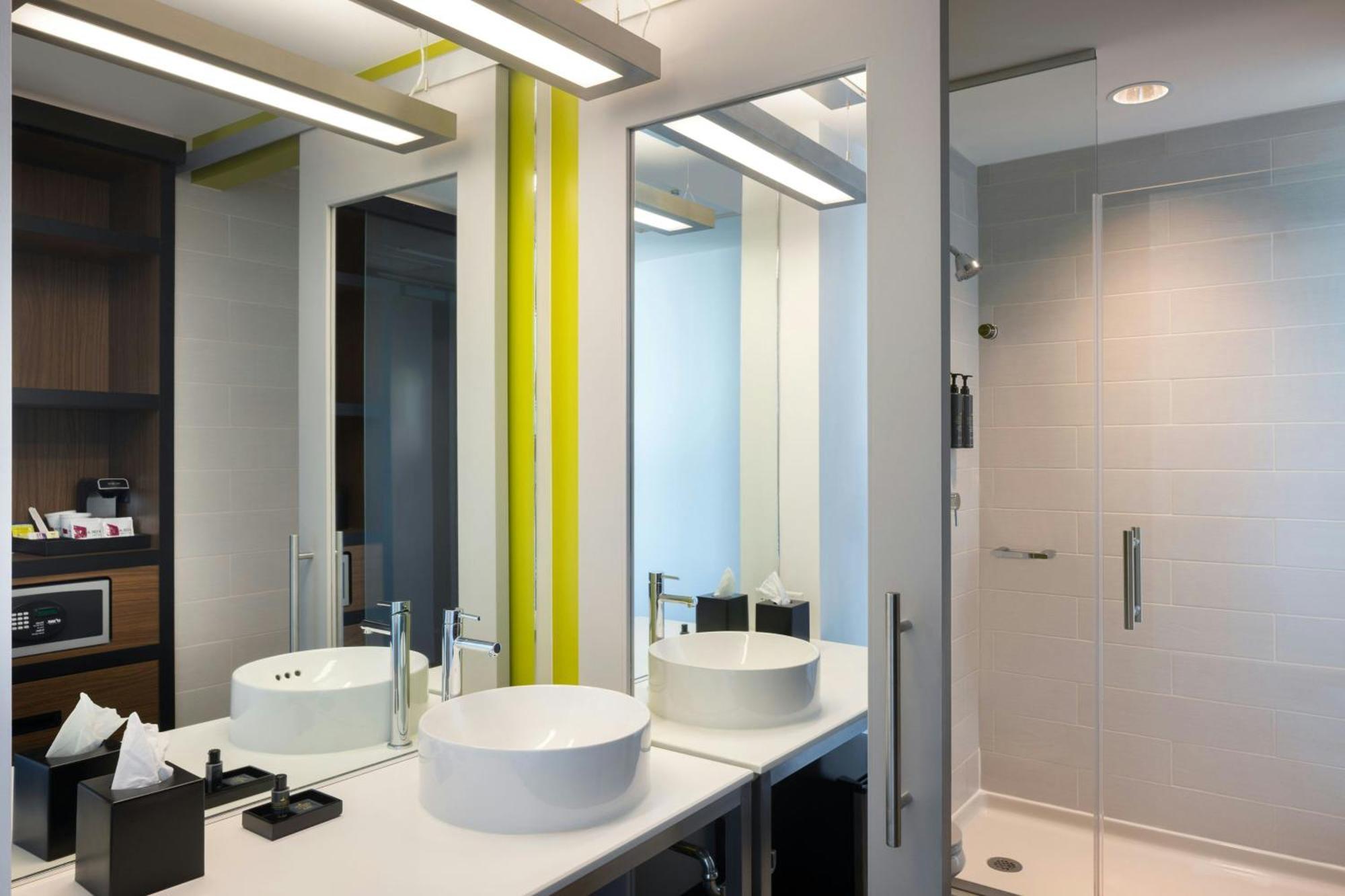 Aloft 3*